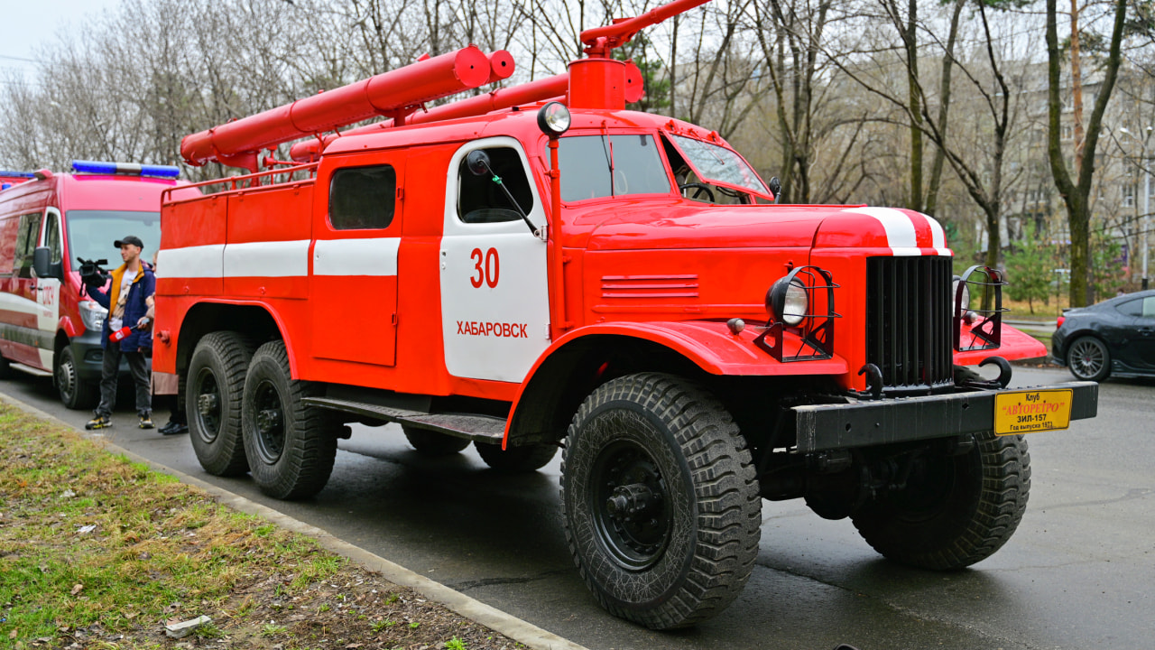 День советской пожарной охраны отметили автопробегом в Хабаровске (ФОТО) —  Новости Хабаровска