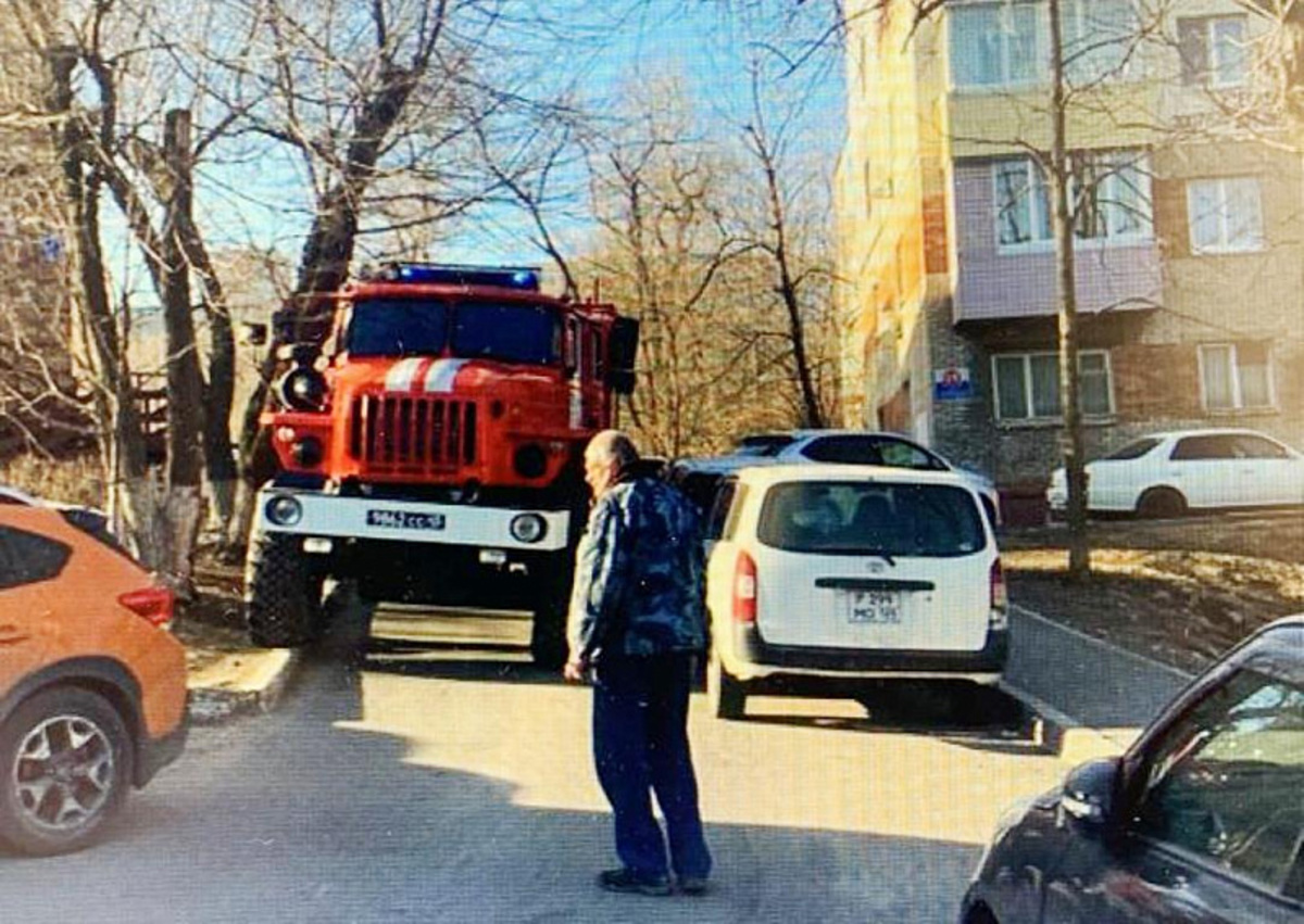 В районе ЖК «Золотой Рог» на Калинина запретят парковку по просьбам  оперативных служб (СХЕМА) – Новости Владивостока на VL.ru