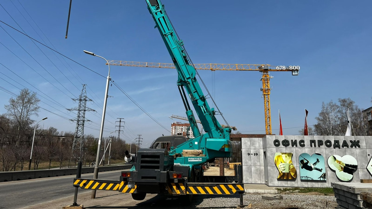 Хабаровчане пожаловались на перекрытую бетонными плитами пешеходную зону  (ФОТО) — Новости Хабаровска