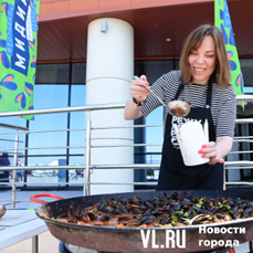 Деликатес во всех смыслах: во Владивостоке стартовал седьмой Фестиваль мидий (ФОТО)