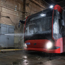 Во Владивосток прибыл первый из 16 новых троллейбусов 
