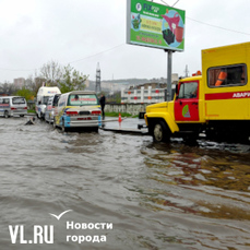Во Владивостоке вместо сильного дождя пока морось, но Луговую традиционно затопило 