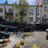 Местные жители говорят, что под мешками проложена и залита труба — newsvl.ru