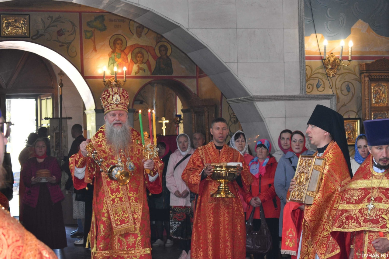 В Биробиджан из Иерусалима прибыл Благодатный огонь (ФОТО) — Новости  Хабаровска