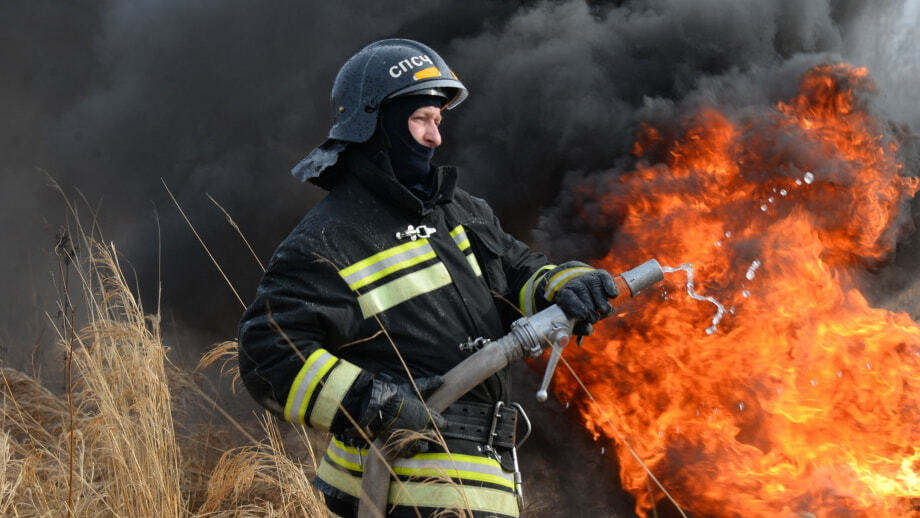 Пожарные предупредили жителей Хабаровского края об ответственности за возгорания