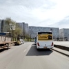 Автобусы заняли целую полосу. Фото сделано в 10:15 — newsvl.ru
