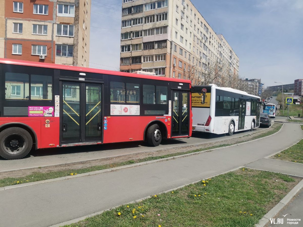 Забастовка водителей автобусов № 31 и 64 во Владивостоке