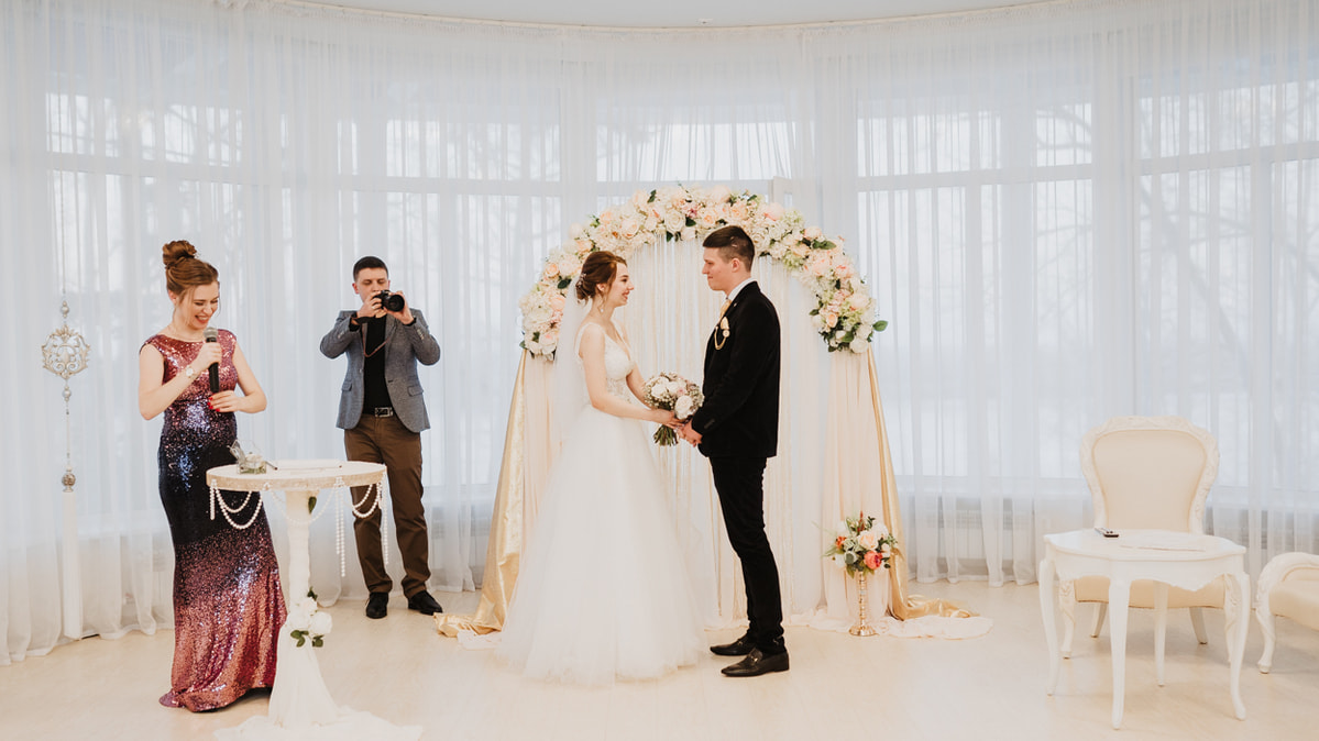 Пары из Хабаровска поженятся на Всероссийском свадебном фестивале
