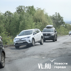 Жители Надеждинского района жалуются на разбитые большегрузами дороги (ФОТО)