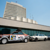 Ретроавтомобили на фоне здания правительства Приморского края — newsvl.ru