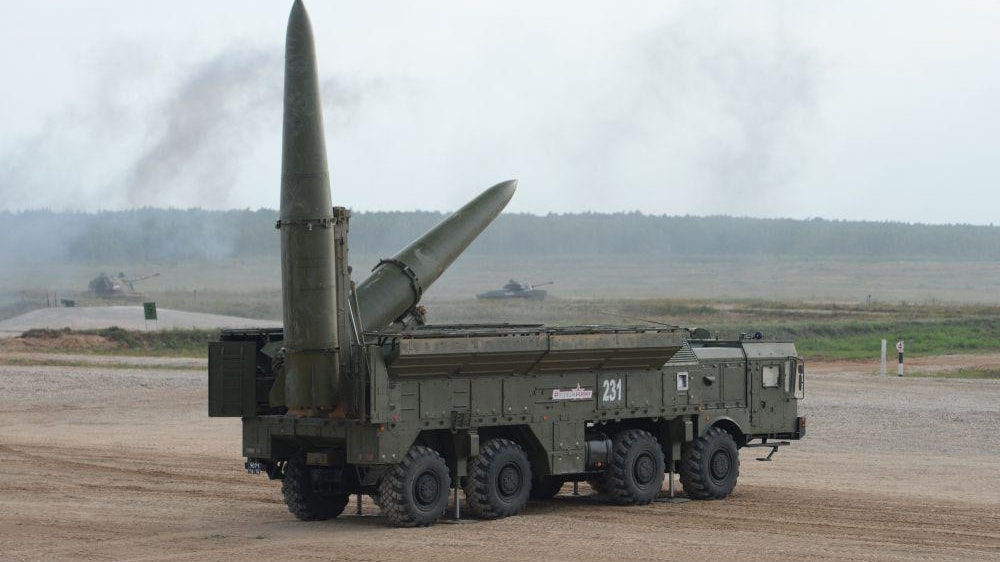 Новости к завтраку: Россия начала учения по применению нестратегического ядерного оружия