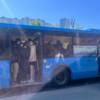 Переполненный автобус на Русский остров 25.05 - фото читателей Новостей VL.ru — newsvl.ru
