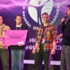 Ребята из команды Clown-dev заняли второе место в кейсе «Диагностика нарушений дыхания во сне» и решили потрать деньги на еду  — newsvl.ru