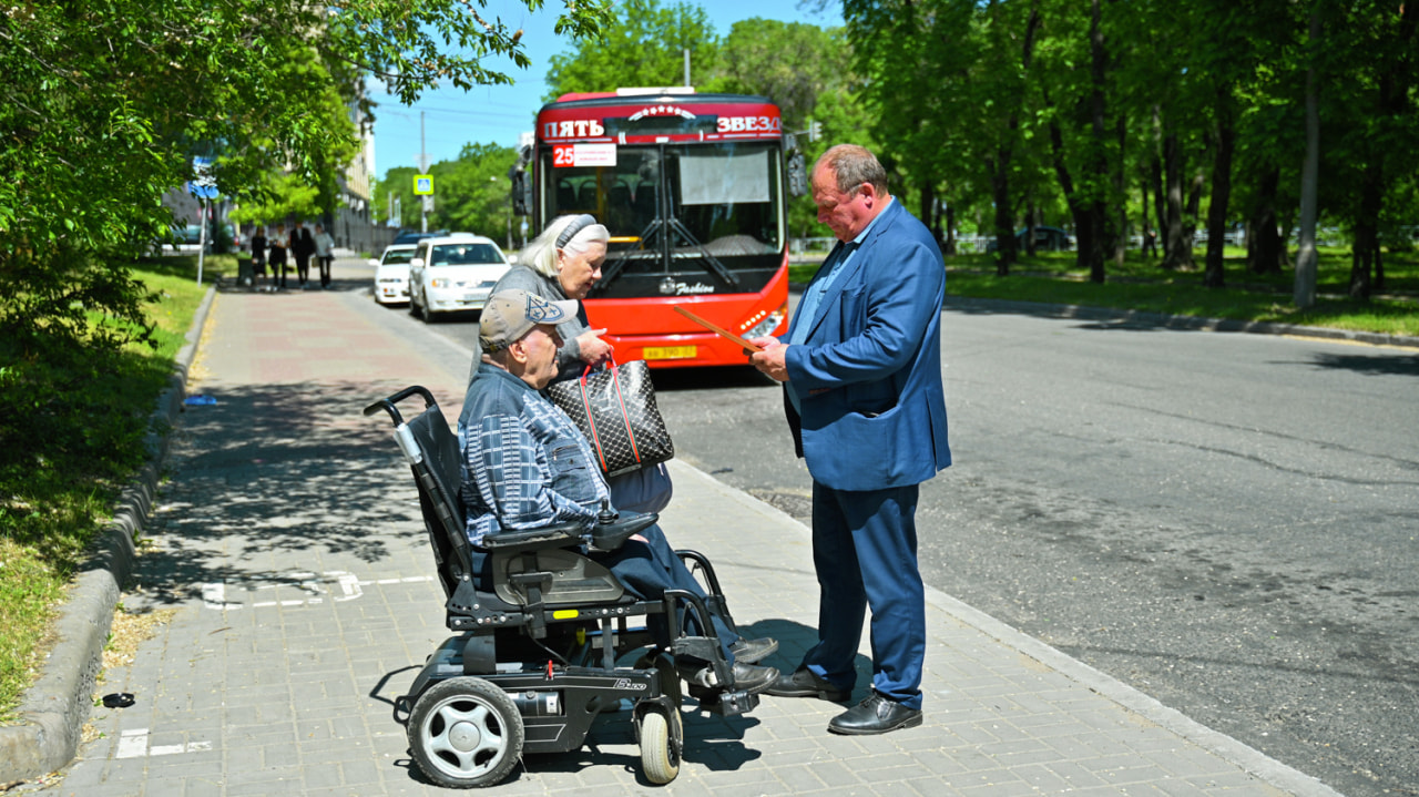 Со скандалом прошла проверка доступности транспорта для людей с инвалидностью (ФОТО)