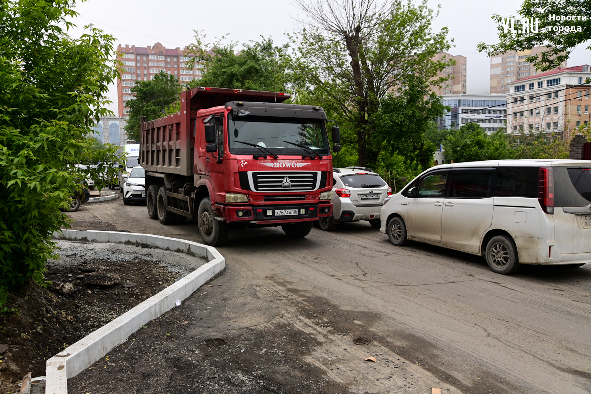 Ремонтируемые по нацпроекту дороги во Владивостоке сужают до нормативной  ширины – горожане опасаются заторов (ФОТО; СХЕМА) – Новости Владивостока на  VL.ru