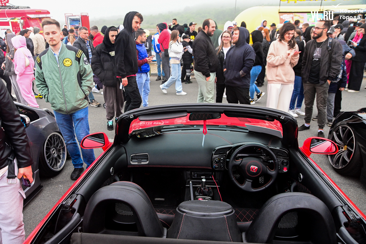 Самую громкую и самую низкую машины выбрали на Auto party на Ахлёстышева  (ФОТО) – Новости Владивостока на VL.ru