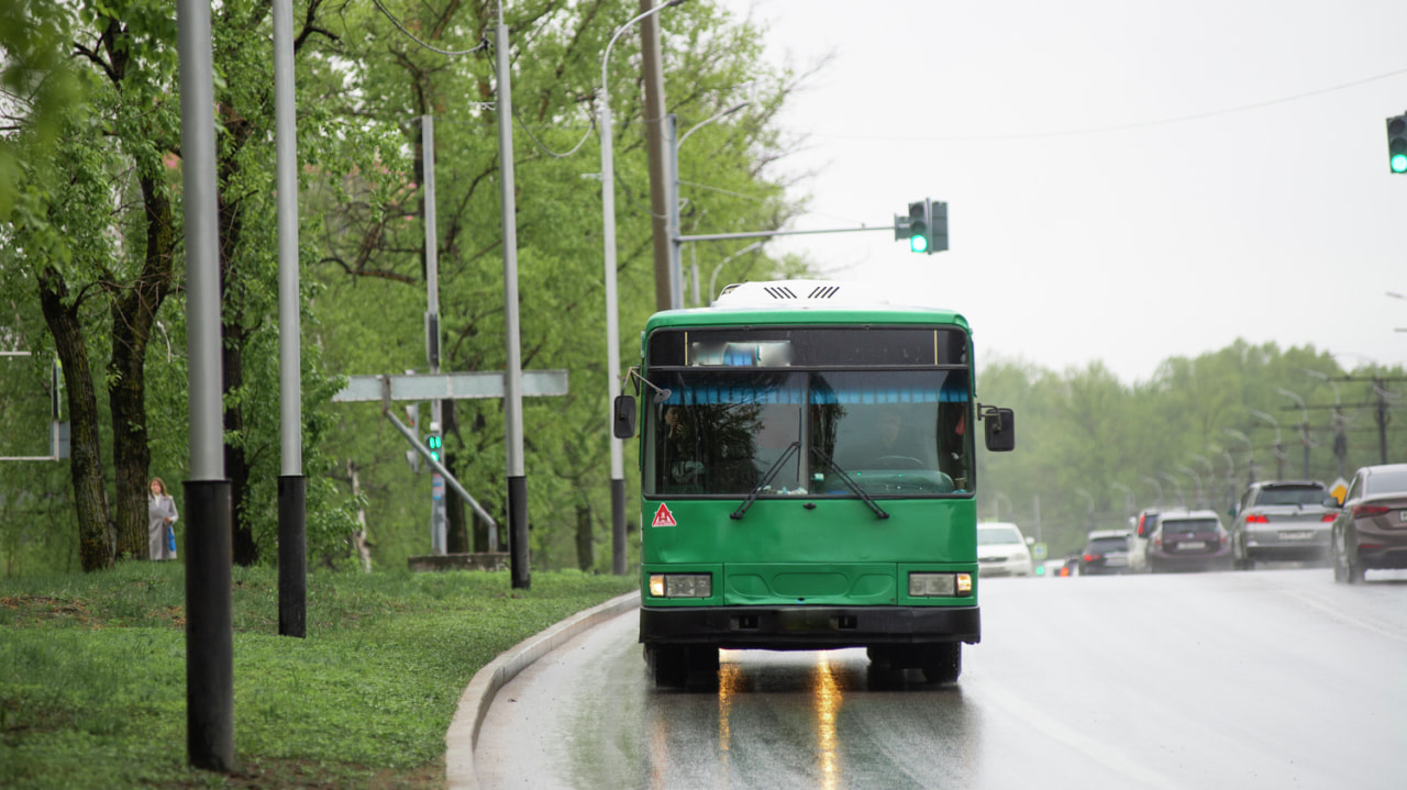 Вернуть на пригородный маршрут старые автобусы и водителей требуют пассажиры