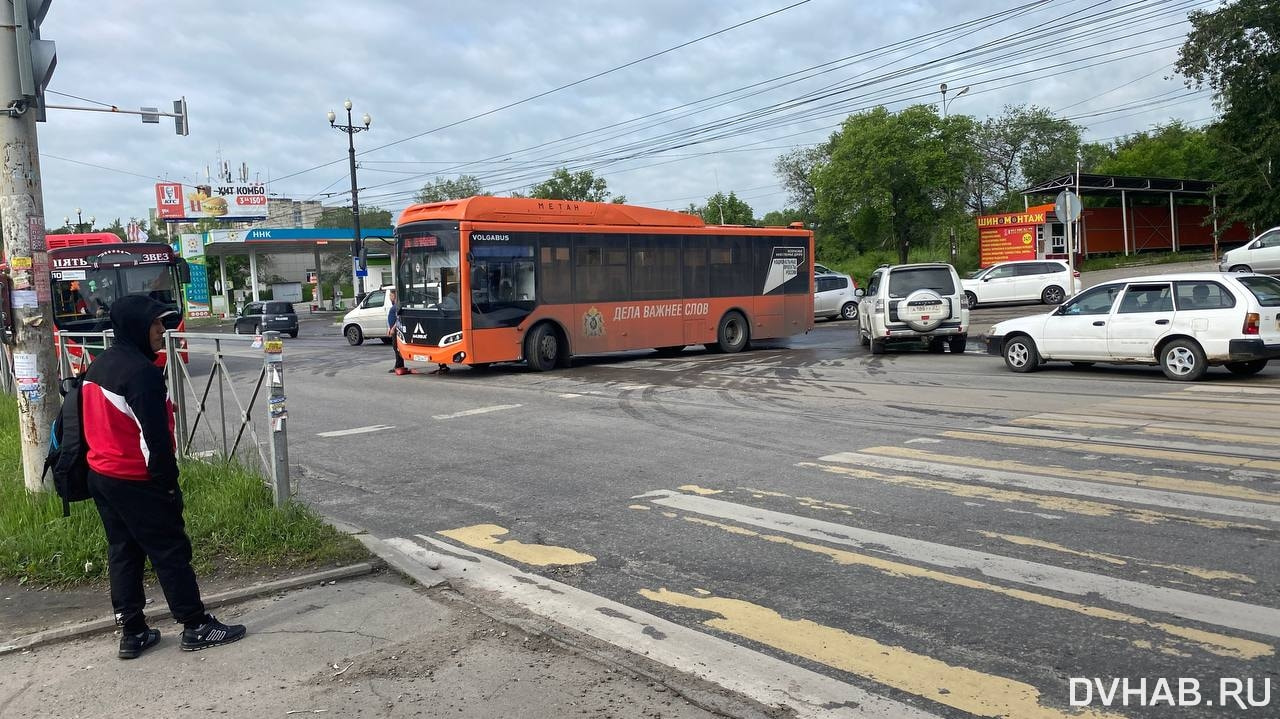 Гигантская пробка образовалась на Воронежской из-за сломавшегося автобуса (ФОТО)
