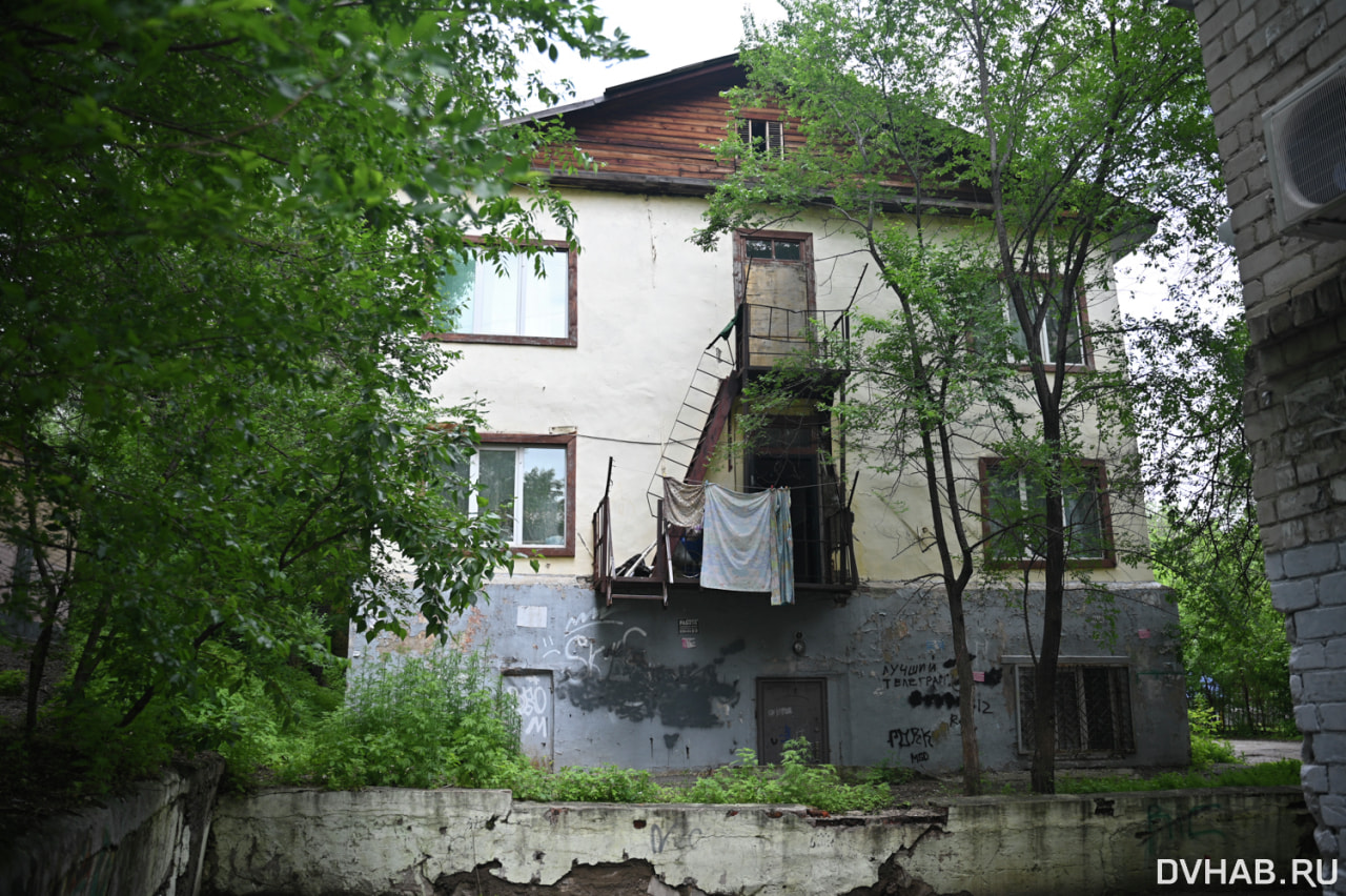 На соседей из «сталинки» с непонятным статусом жалуются хабаровчане (ФОТО)  — Новости Хабаровска