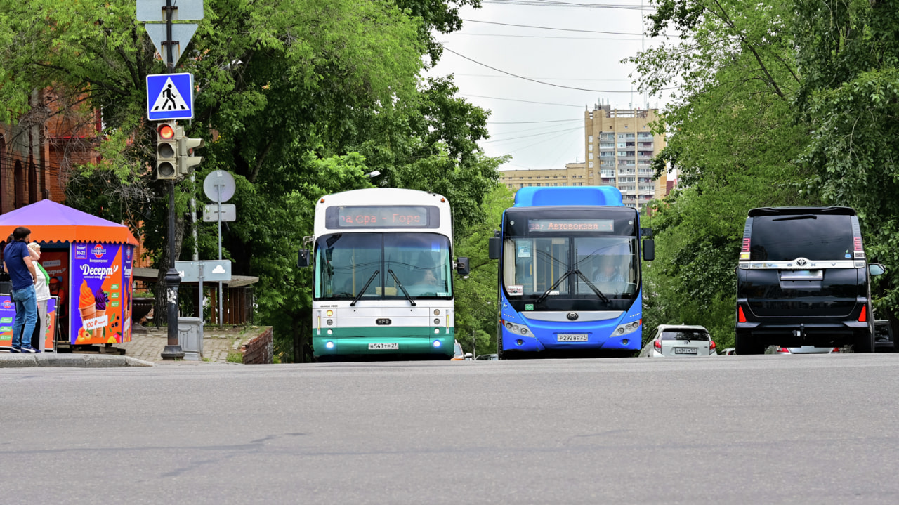 На раскаленные печки в автобусах посреди лета жалуются хабаровчане —  Новости Хабаровска