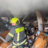 Во Владивостоке на Фадеева потушили пожар на складе (ВИДЕО)