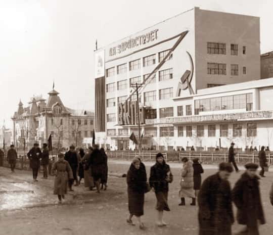 DVHAB на районе: Запарина – улица американского конструктивизма и китайских слободок (ФОТО)