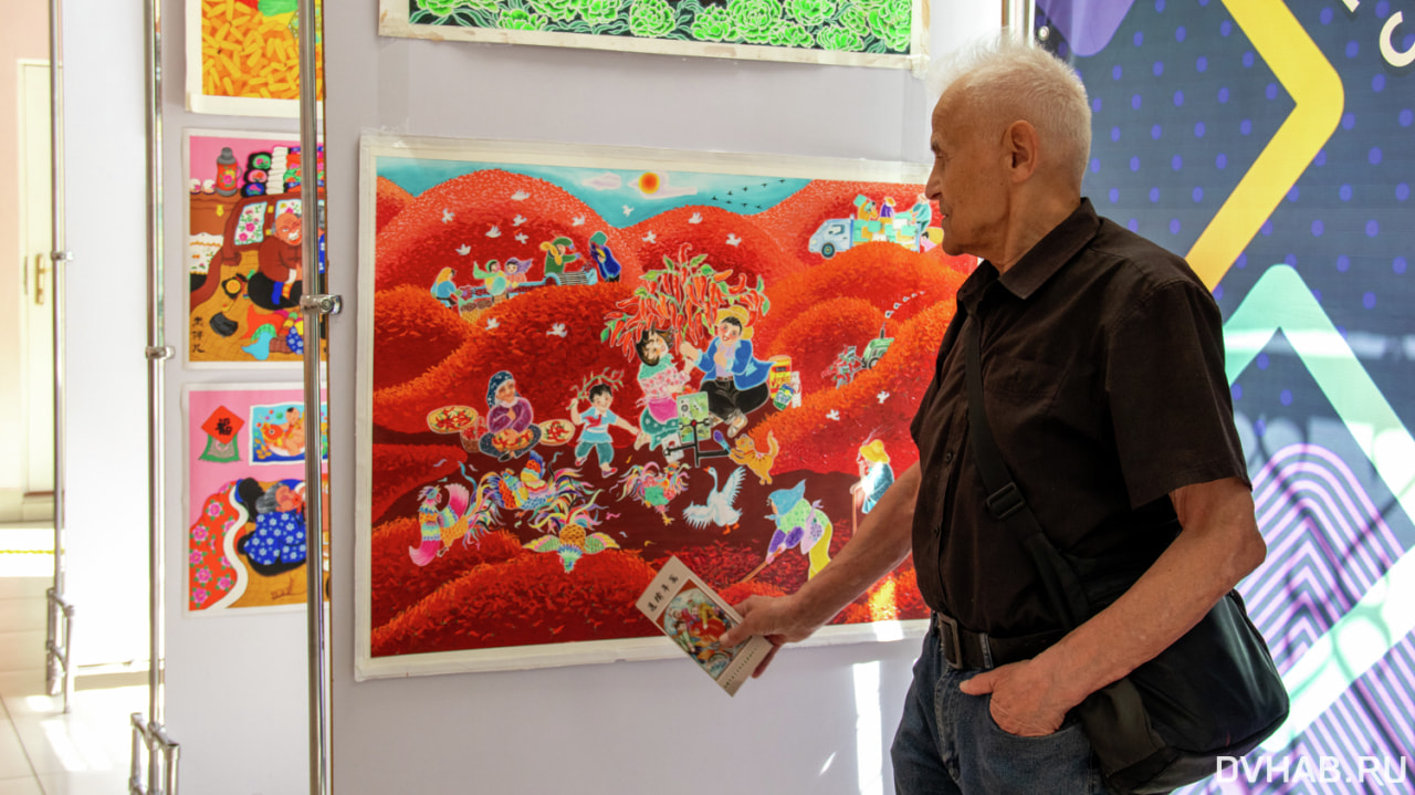 Посвященная российско-китайской дружбе выставка заработала в Хабаровске (ФОТО)