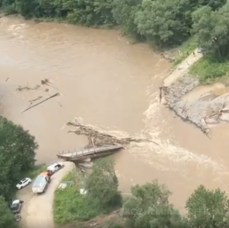 Разрушенные наводнением мосты и дороги в Ольгинском округе Приморья восстановят в течение недели