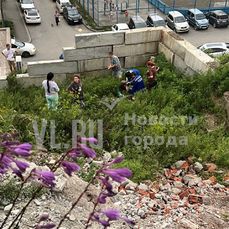 В Тысячекоечной больнице лечат девочку, которая насквозь проткнула ногу арматурой