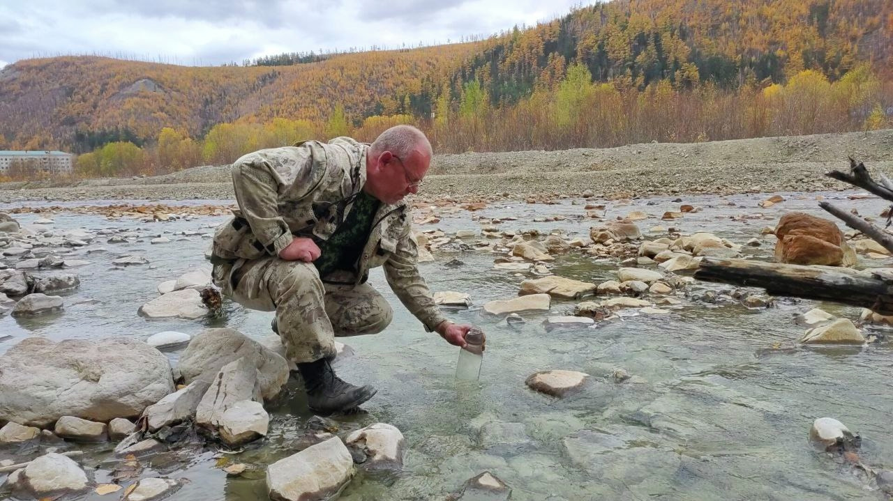 Общественники взяли пробы воды из замутившейся Силинки (ФОТО; ВИДЕО) —  Новости Хабаровска