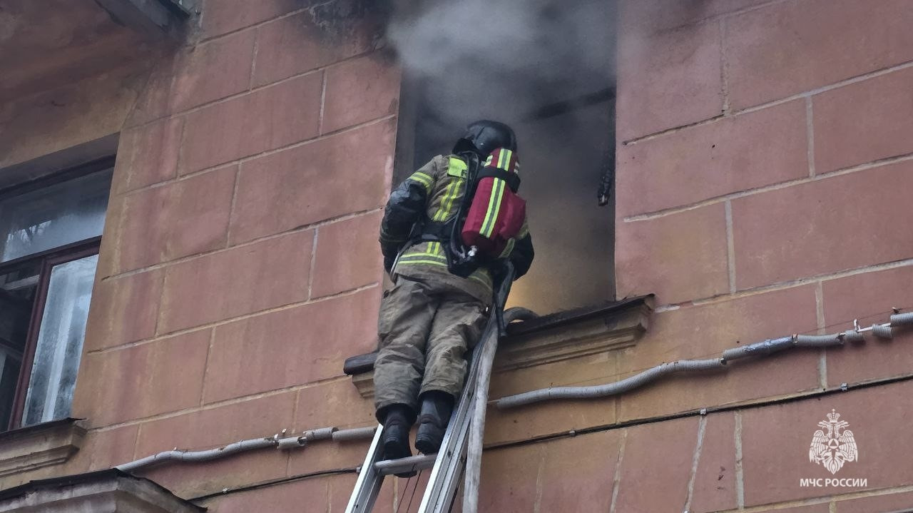 Человек погиб при пожаре в Хабаровске