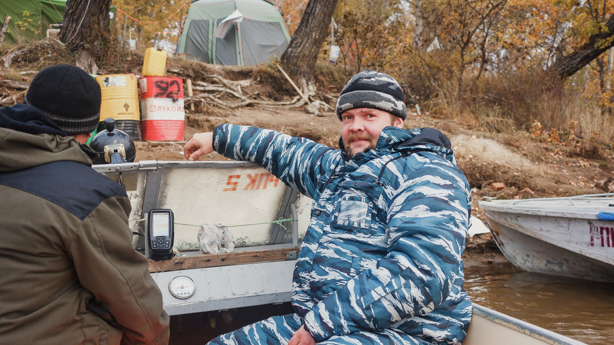 Сало, помада и спасалки - как готовятся к зимней ловле хабаровские рыбаки