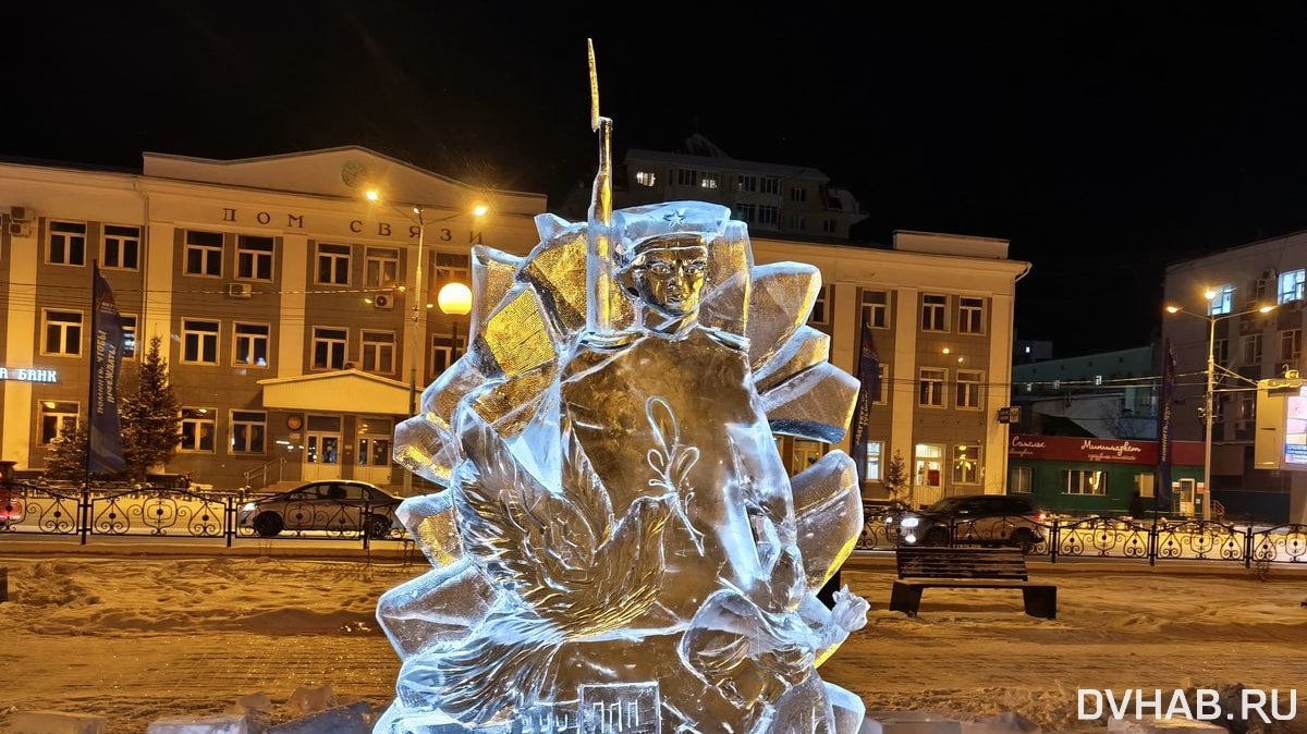 Ледовых дел мастера из Хабаровска отправились в Якутск на международный конкурс (ФОТО)