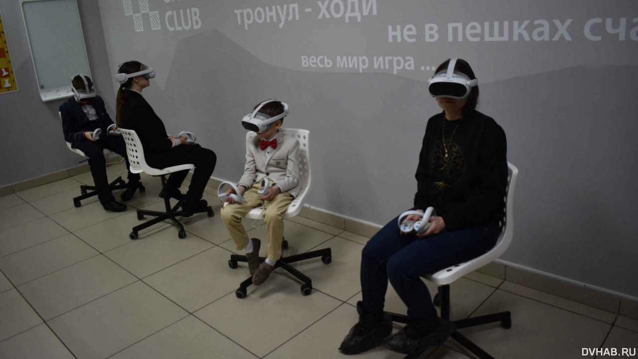 Игры, роботы и VR: кванториум представил достижения учеников (ФОТО)