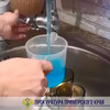 Прокуратура заинтересовалась водопроводной водой насыщенного голубого цвета в Находке