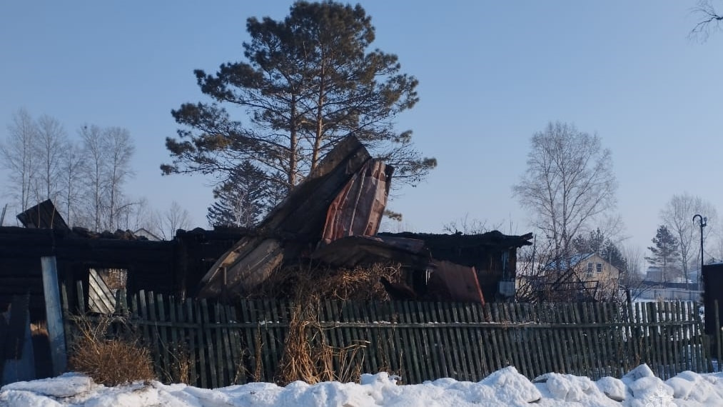 Выгорел полностью частный дом в Хабаровском районе