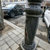 У фонаря освещения не закреплена крышка – кто-нибудь может по неосторожности или глупости добраться до проводов — newsvl.ru