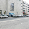 Здание ДОФа (Светланская, 48) в одночасье стал раем для машин и адом для пешеходов — newsvl.ru