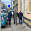 В этом кармане запрещена парковка, но автомобилистов это не смущает — newsvl.ru