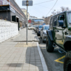 Здесь есть участок с плиткой, уложенный с огромным перепадом — newsvl.ru