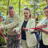 Ленточку перерезали – и можно «штурмовать» высокий склон по лестнице — newsvl.ru