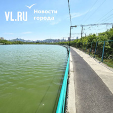 После прочистки канализации на озере Чан уменьшился уровень воды, беговая дорожка больше не подтоплена (ФОТО)