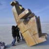 2011. На льду Амурского залива поставили памятник рыбакам — newsvl.ru
