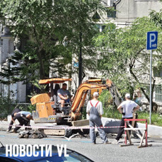На Уборевича рабочие перекопали платную парковку около нового общественного пространства – асфальт обещают восстановить на следующей неделе (ФОТО)