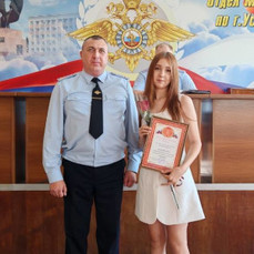 Школьница в Уссурийске спасла четырёхлетнего мальчика от падения с третьего этажа