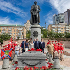 День Муравьева-Амурского: во Владивостоке почтили память основателя города