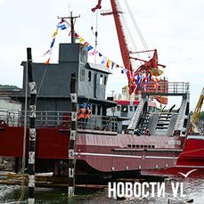 В Ливадии спустили на воду плашкоут для маршрута Дунай &#151; Путятин и не только (ФОТО; ВИДЕО)