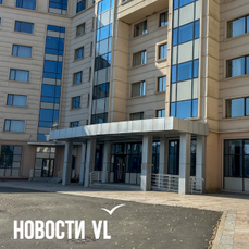 Сотрудников ДВФУ, проживающих в гостиничных корпусах, обязали платить туристический налог