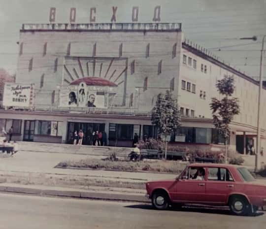 DVHAB на районе: Краснореченская – улица мертвых заводов (ФОТО)