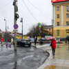 Пассажиры ждут автобус под дождём — newsvl.ru